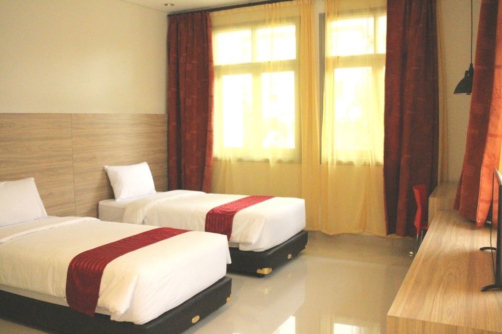 Cherry Homes Express Hotel Bandung Exterior foto